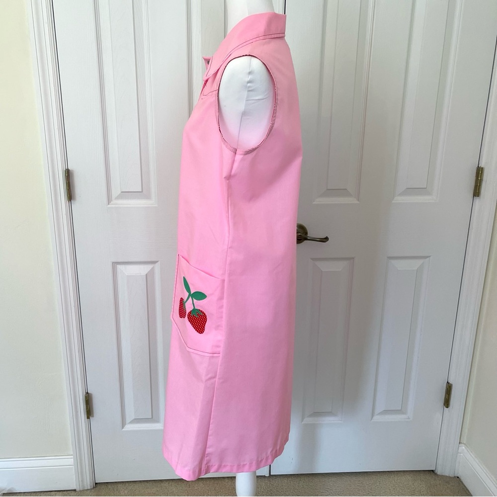Vintage Danielle Pink Strawberry Patch Sleeveless Mod Vintage House Dress Robe - Picture 9 of 16